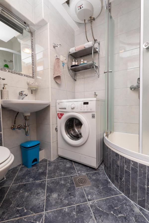 Apartman Monika Омиш Экстерьер фото